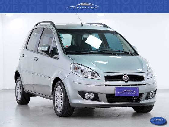FIAT IDEA 1.6 MPI ESSENCE 16V FLEX 4P MANUAL FIAT IDEA 1.6 MPI ESSENCE 16V FLEX 4P MANUAL